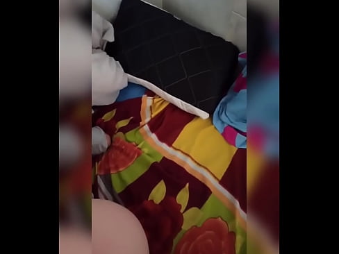 ❤️ Nag-iisa ang kasama ko sa bahay dahil nagbabakasyon ang kanyang asawa at sinasamantala ko ang pagkakataon na sipain siya at punuin ng gatas ang kanyang puwet. ☑ Porno sa amin ❌️